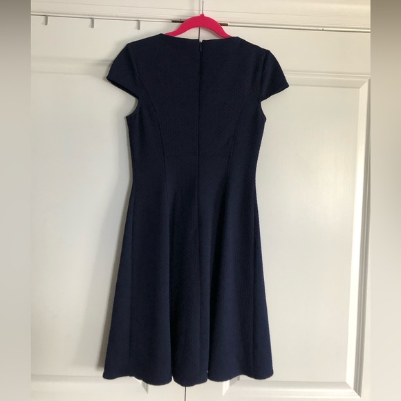 American Living Navy Blue Textured Cap Sleeve Dress Size 4 - Picture 2 of 4